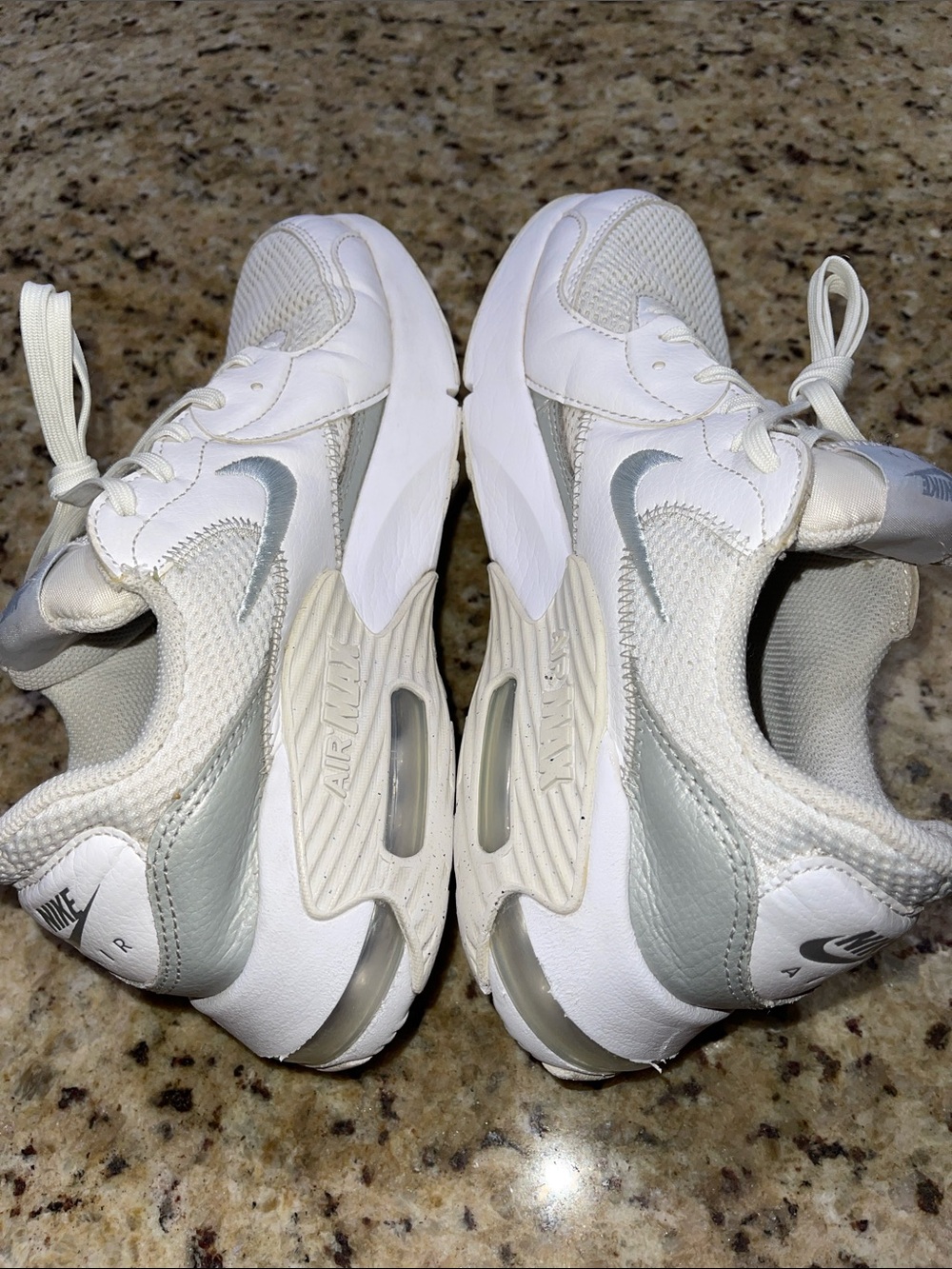 Nike Air Max Excee View 6